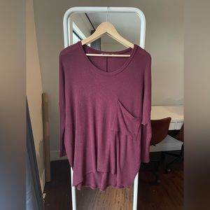 Carly Jean Los Angeles Long Sleeve Shirt, Size Small